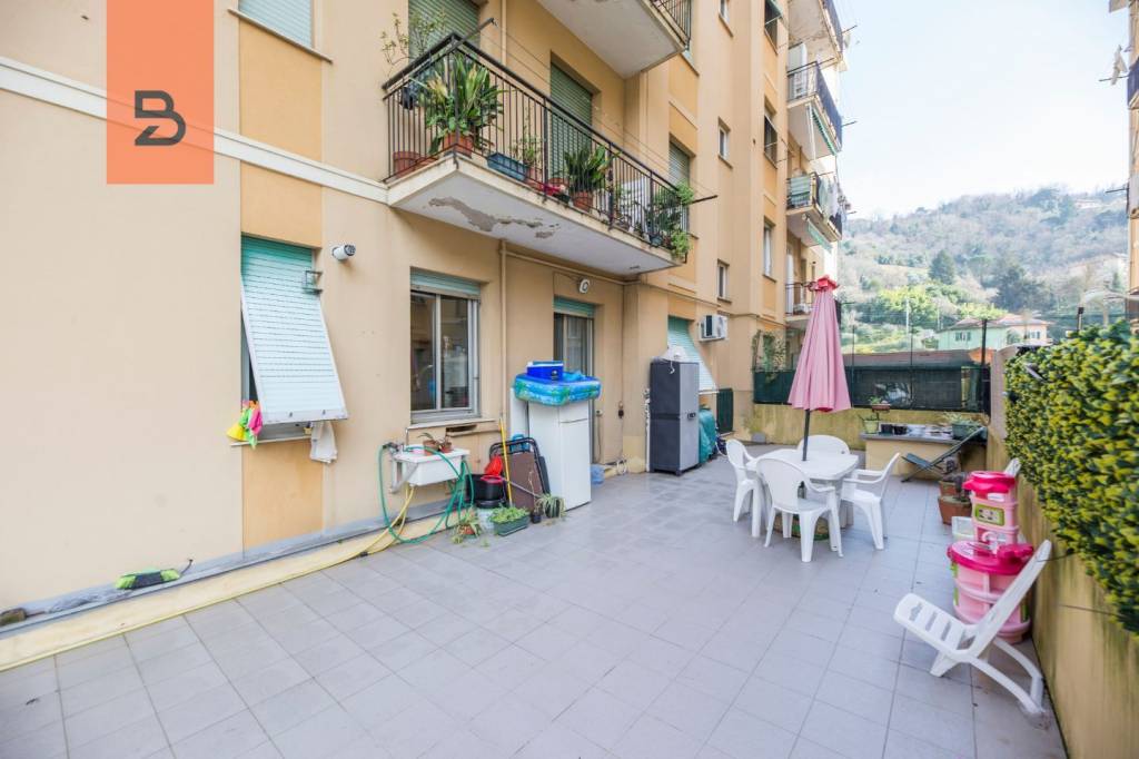 appartamento in vendita a Genova in zona Pontedecimo