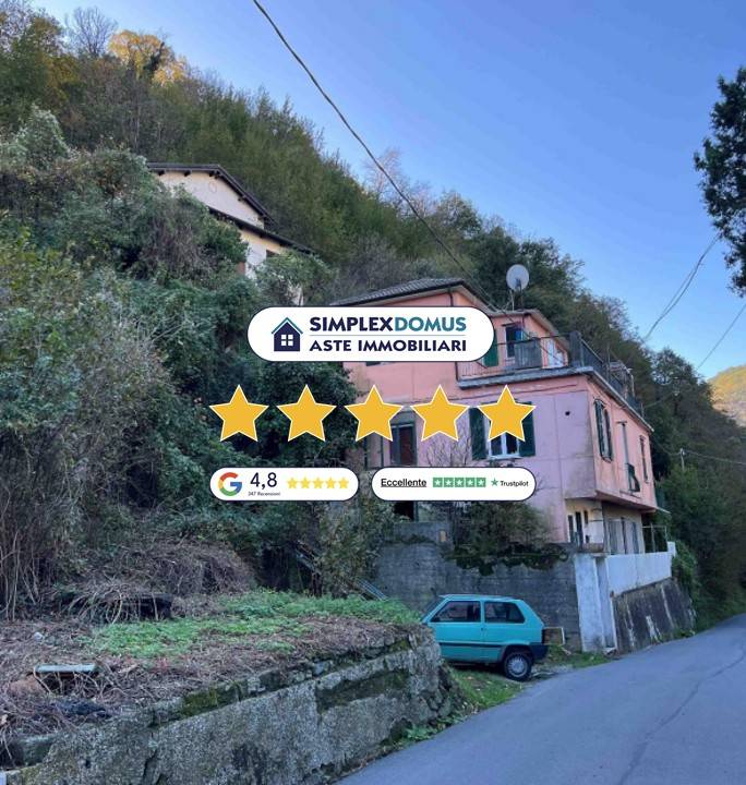 appartamento in vendita a Genova in zona Acquasanta