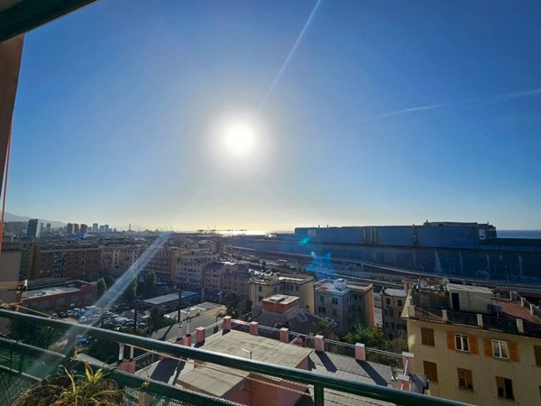 appartamento in vendita a Genova in zona Cornigliano