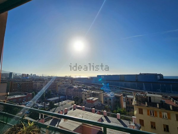 appartamento in vendita a Genova in zona Cornigliano
