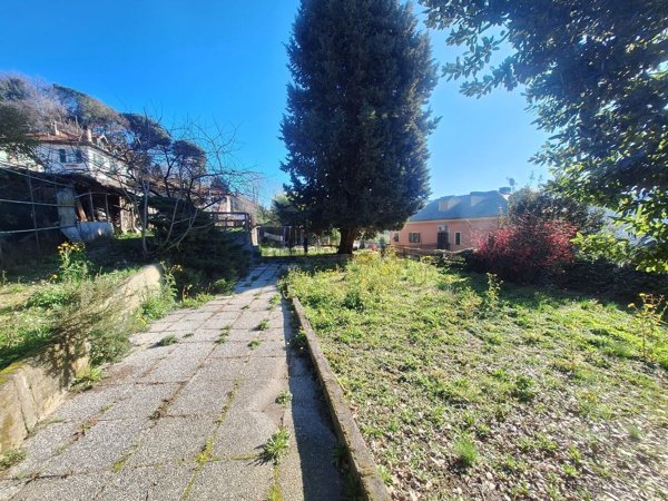 appartamento in vendita a Genova in zona Bolzaneto