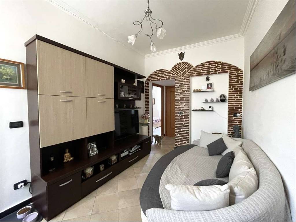 appartamento in vendita a Genova in zona Certosa