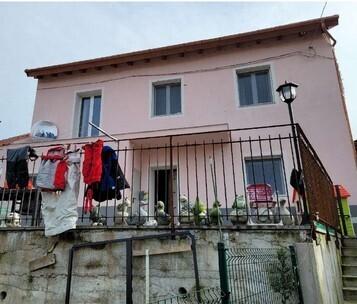 casa indipendente in vendita a Genova