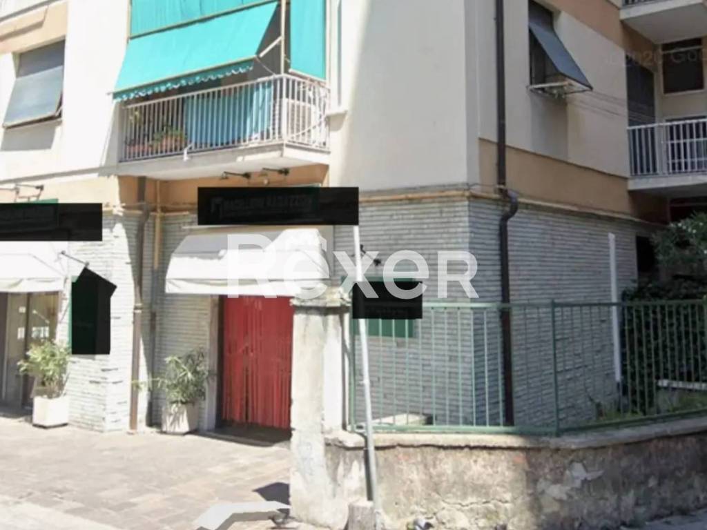 appartamento in vendita a Genova in zona Bolzaneto