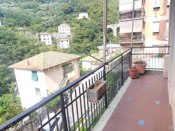 appartamento in vendita a Genova in zona Molassana