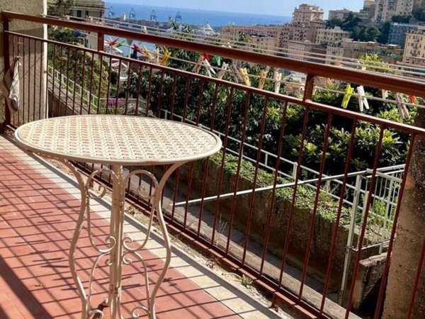 appartamento in vendita a Genova in zona Lagaccio / Granarolo