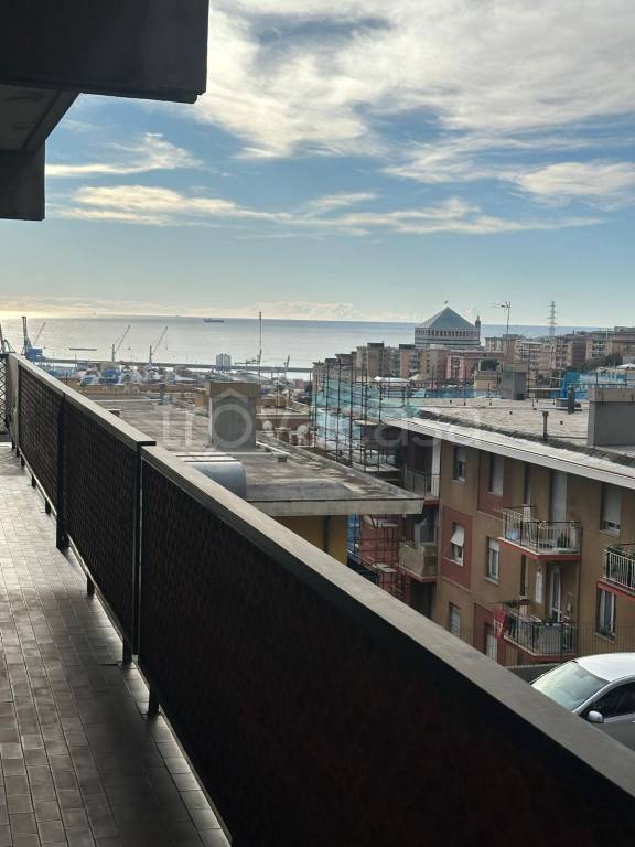 appartamento in vendita a Genova in zona San Teodoro