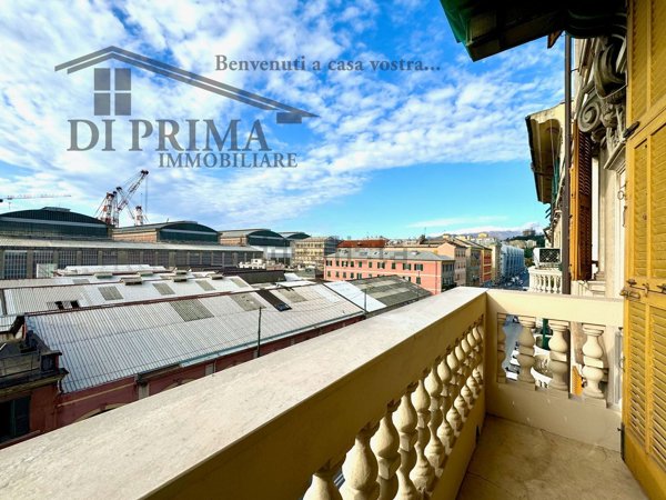 appartamento in vendita a Genova in zona Sestri Ponente