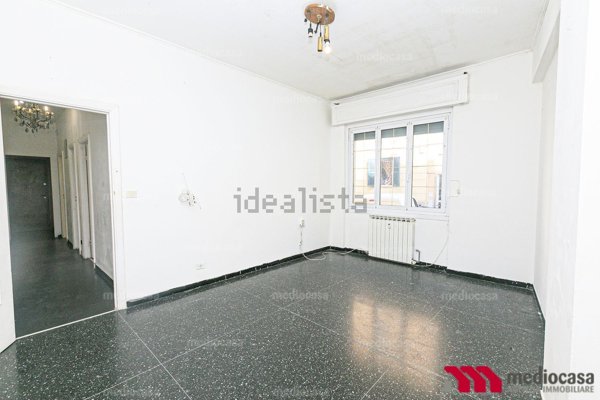 appartamento in vendita a Genova in zona Lagaccio / Granarolo