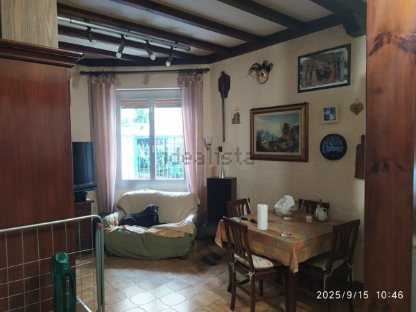 appartamento in vendita a Genova in zona Sturla