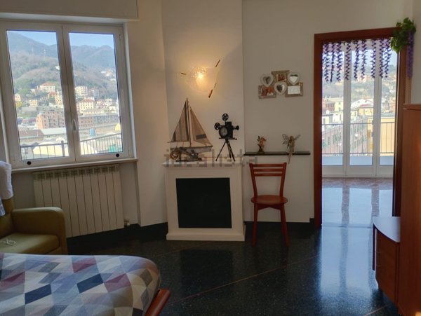 appartamento in vendita a Genova in zona Rivarolo