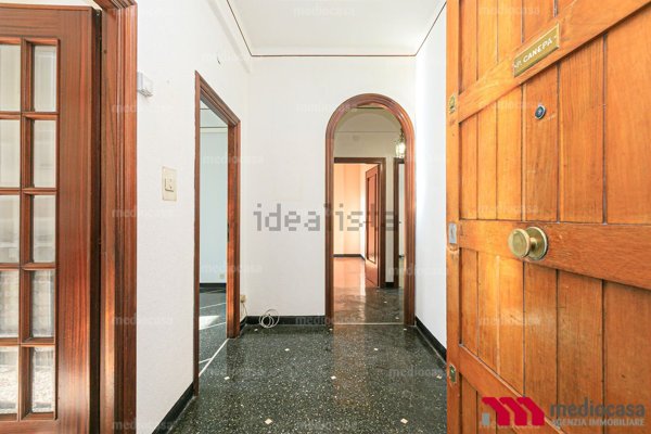 appartamento in vendita a Genova in zona Oregina