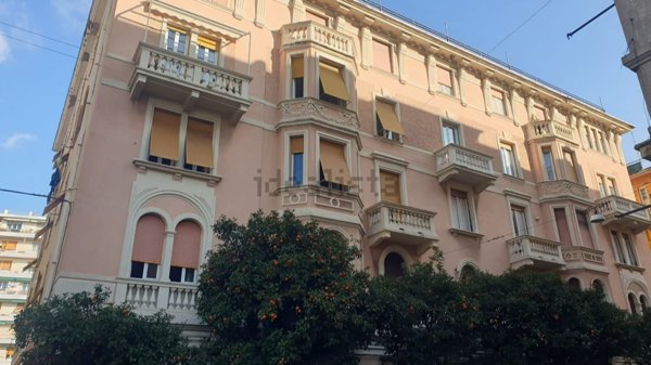 appartamento in vendita a Genova in zona Pegli