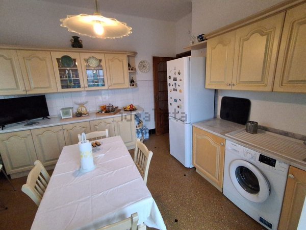 appartamento in vendita a Genova in zona Rivarolo