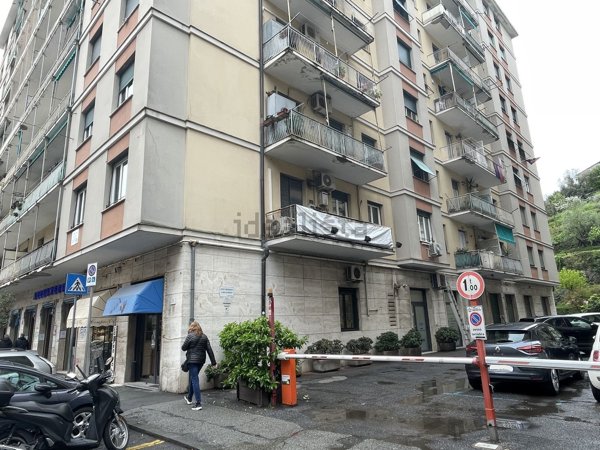appartamento in vendita a Genova in zona Molassana