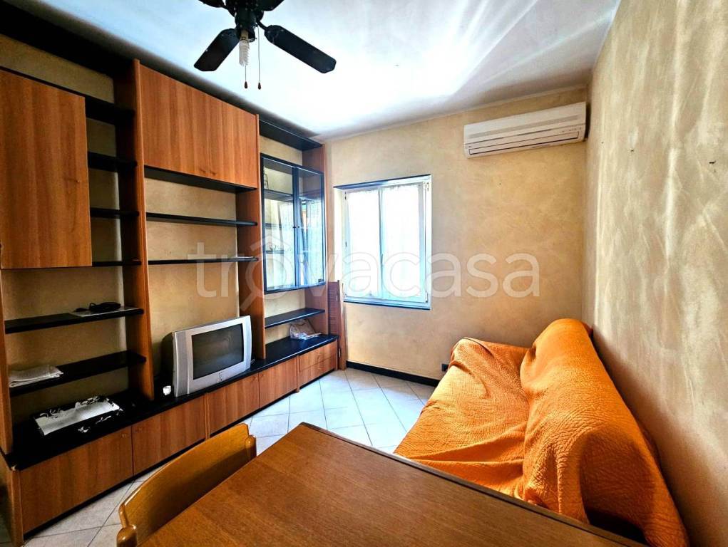 appartamento in vendita a Genova in zona Sestri Ponente