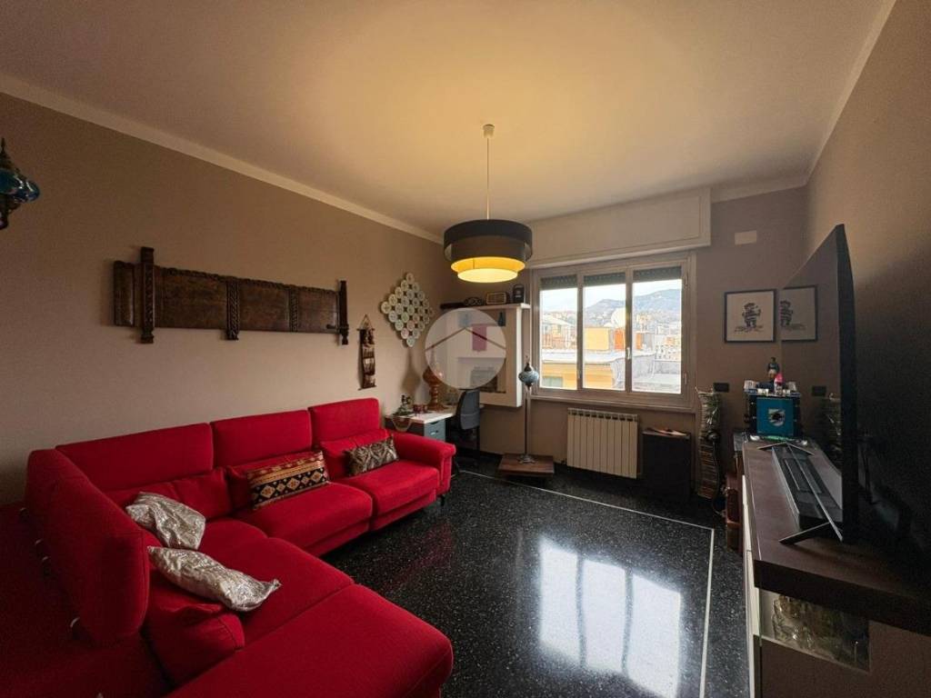 appartamento in vendita a Genova in zona Sampierdarena