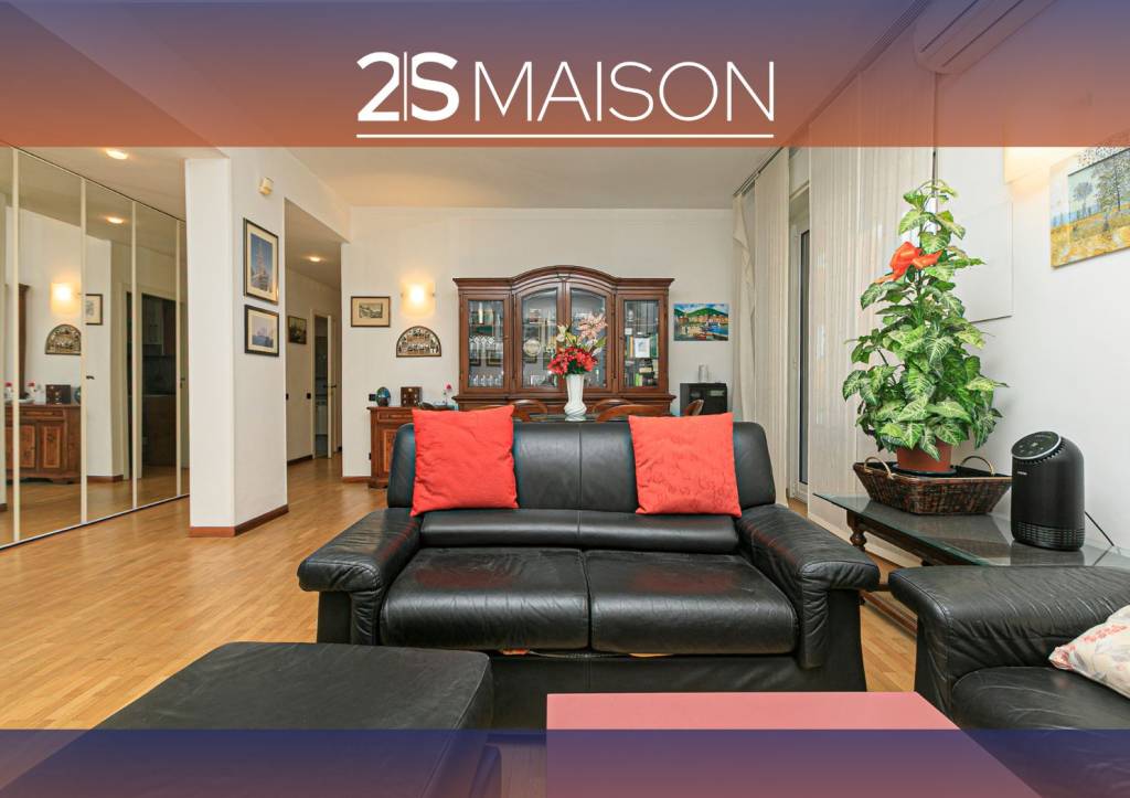 appartamento in vendita a Genova in zona Sestri Ponente