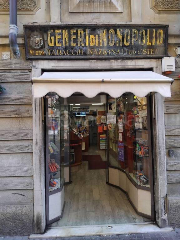 negozio in vendita a Genova in zona Nervi