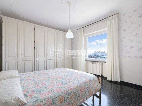 appartamento in vendita a Genova in zona Palmaro / Pra'