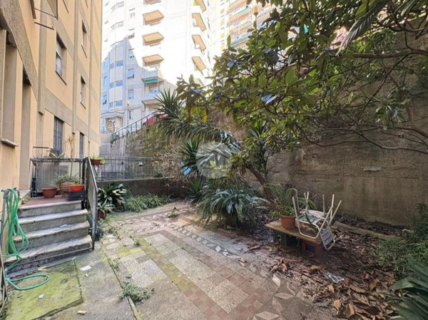 appartamento in vendita a Genova in zona Sampierdarena
