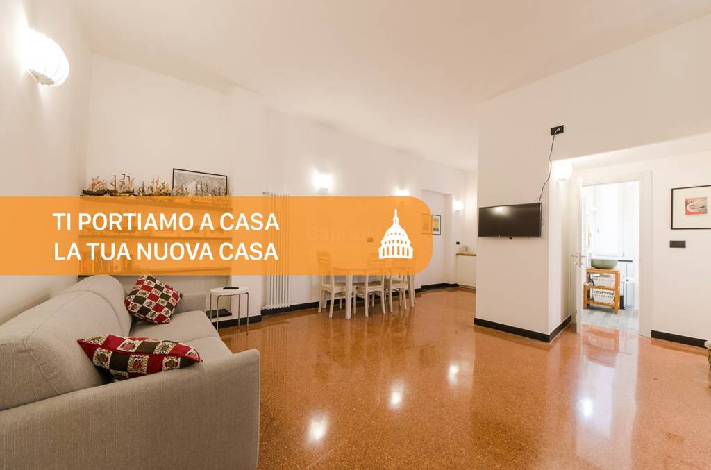 appartamento in vendita a Genova in zona Sottoripa / Maddalena / Molo