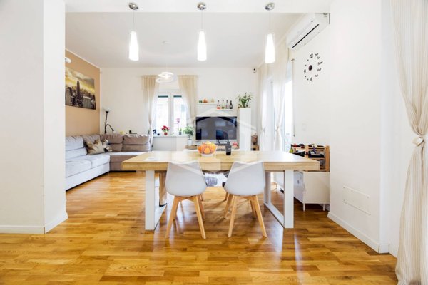 appartamento in vendita a Genova in zona Marassi