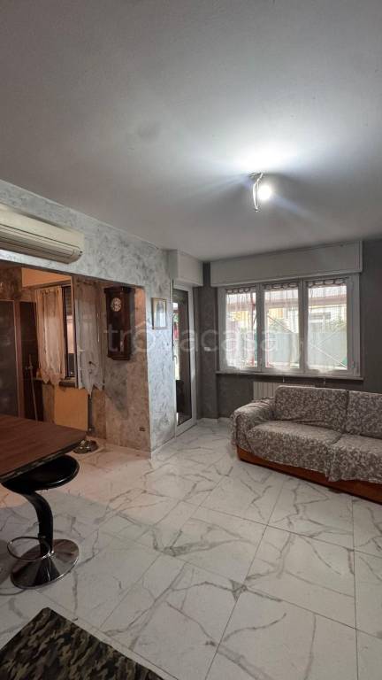 appartamento in vendita a Genova in zona Voltri