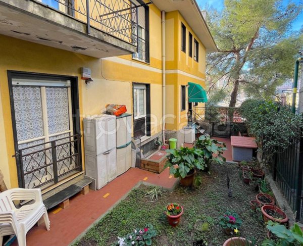 appartamento in vendita a Genova