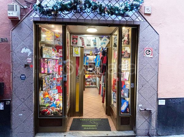 negozio in vendita a Genova in zona Sottoripa / Maddalena / Molo