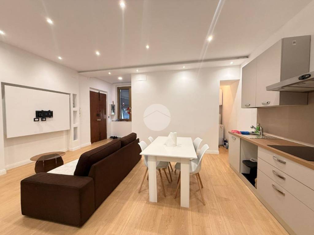 appartamento in vendita a Genova in zona Sampierdarena