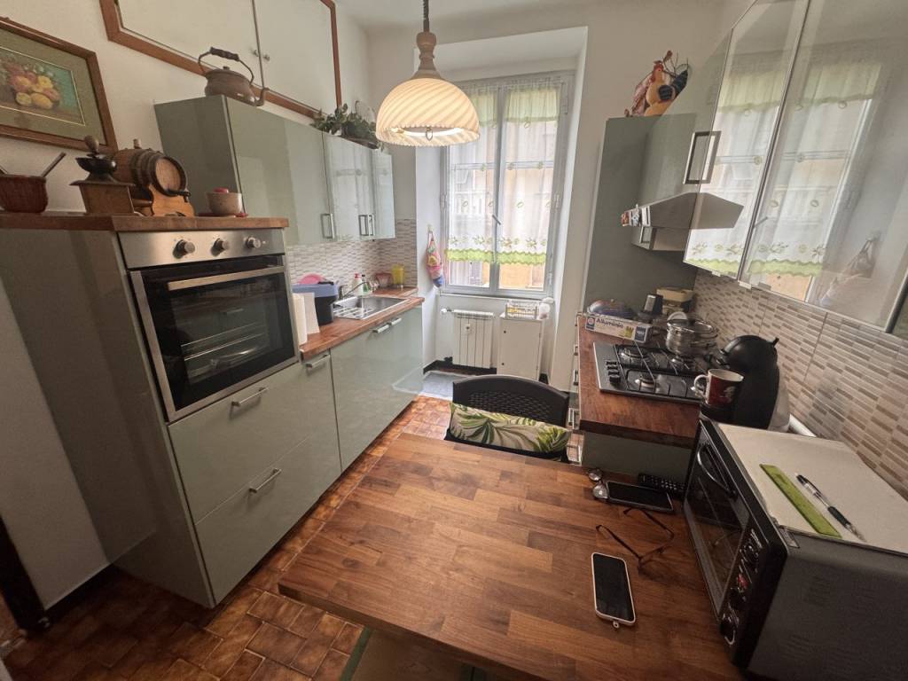 appartamento in vendita a Genova in zona Pegli