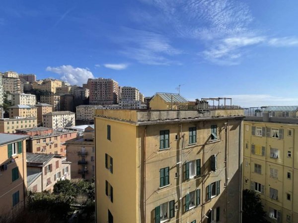appartamento in vendita a Genova in zona Lagaccio / Granarolo