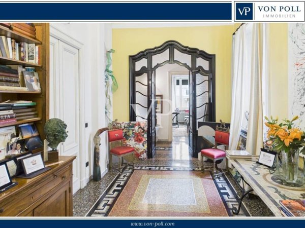 appartamento in vendita a Genova in zona Foce