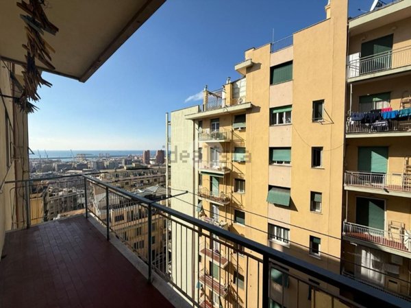 appartamento in vendita a Genova in zona Sampierdarena