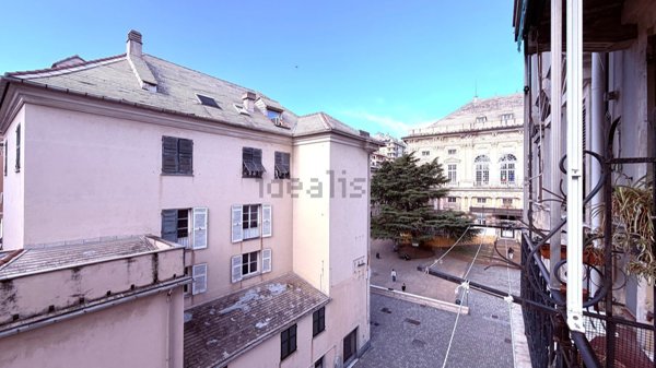 appartamento in vendita a Genova in zona Sampierdarena