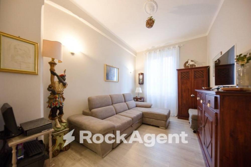 appartamento in vendita a Genova in zona Sampierdarena