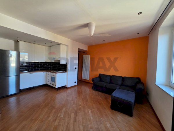 appartamento in vendita a Genova in zona Sottoripa / Maddalena / Molo