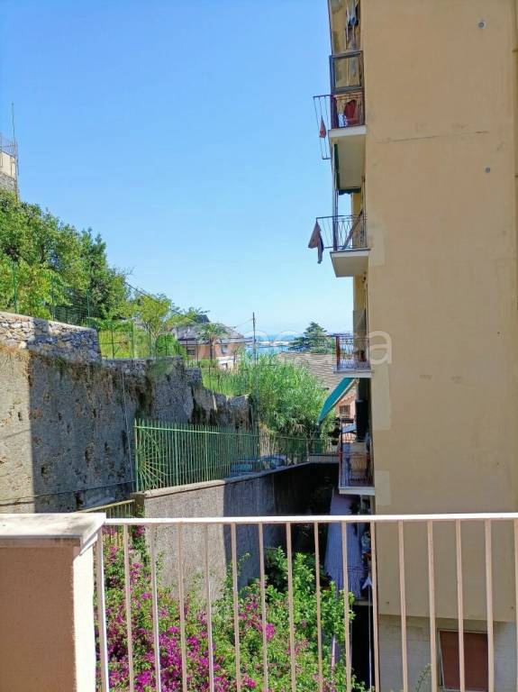 appartamento in vendita a Genova in zona Multedo