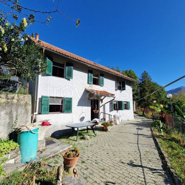 casa indipendente in vendita a Genova in zona Bolzaneto