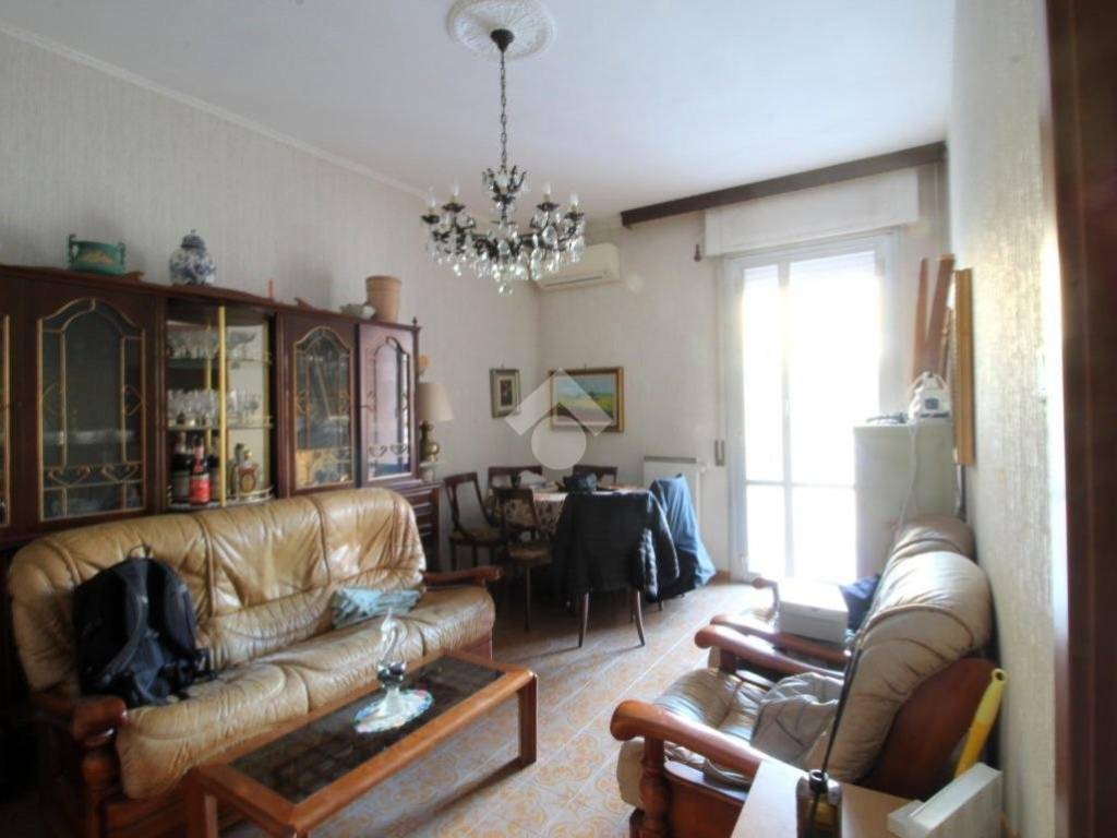 appartamento in vendita a Genova in zona Molassana