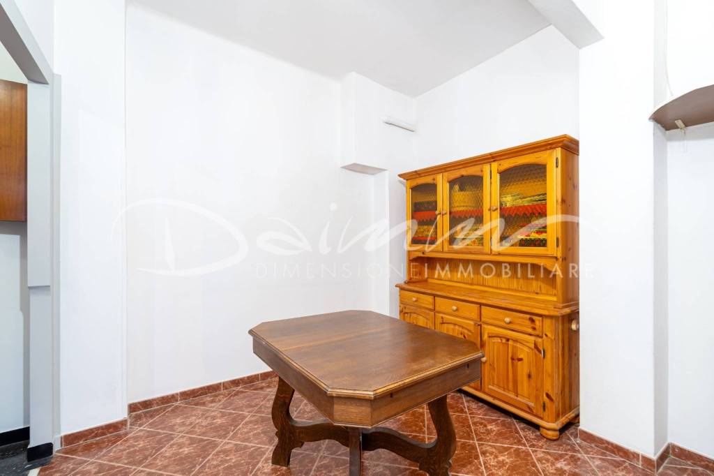 appartamento in vendita a Genova in zona Staglieno