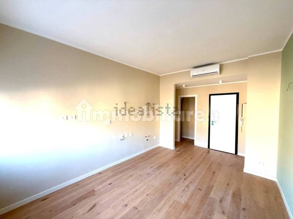 appartamento in vendita a Genova in zona Sottoripa / Maddalena / Molo