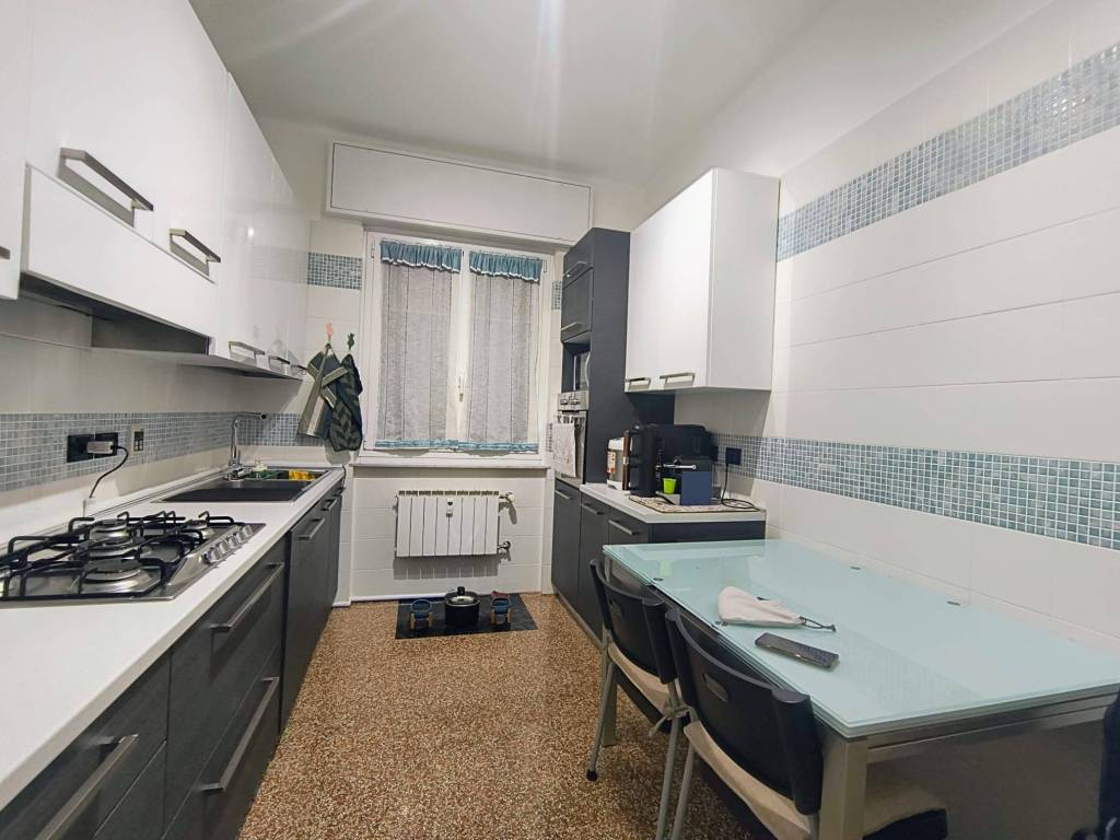 appartamento in vendita a Genova in zona Quezzi