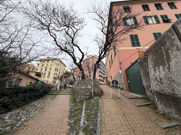 appartamento in vendita a Genova