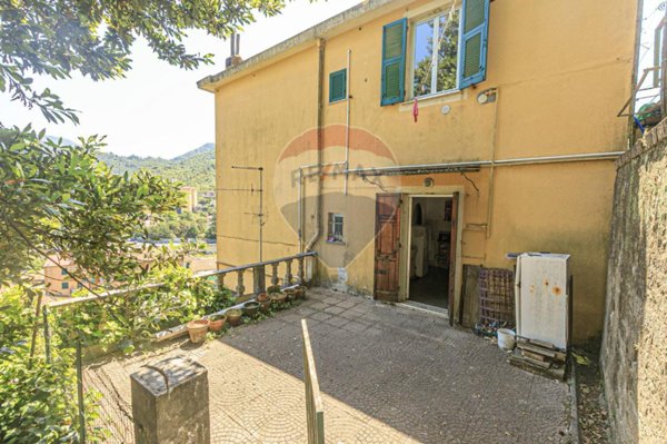 appartamento in vendita a Genova in zona Struppa