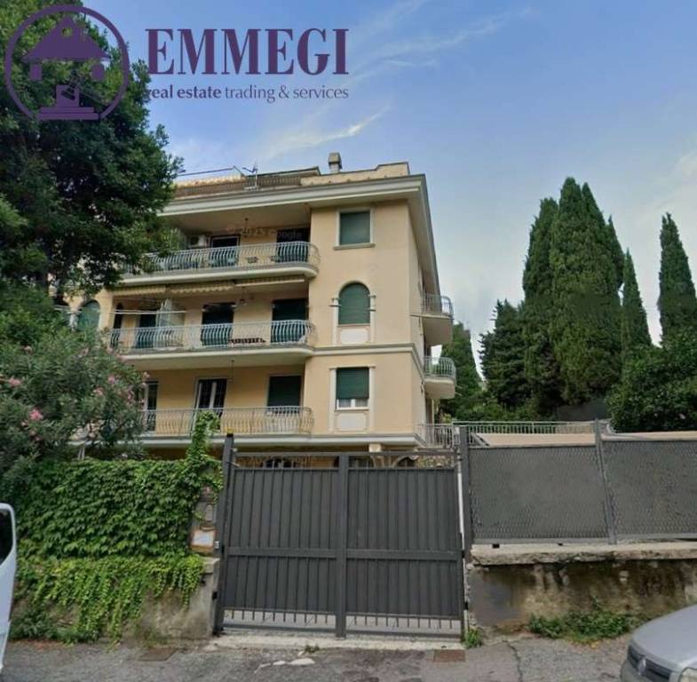 appartamento in vendita a Genova in zona Albaro