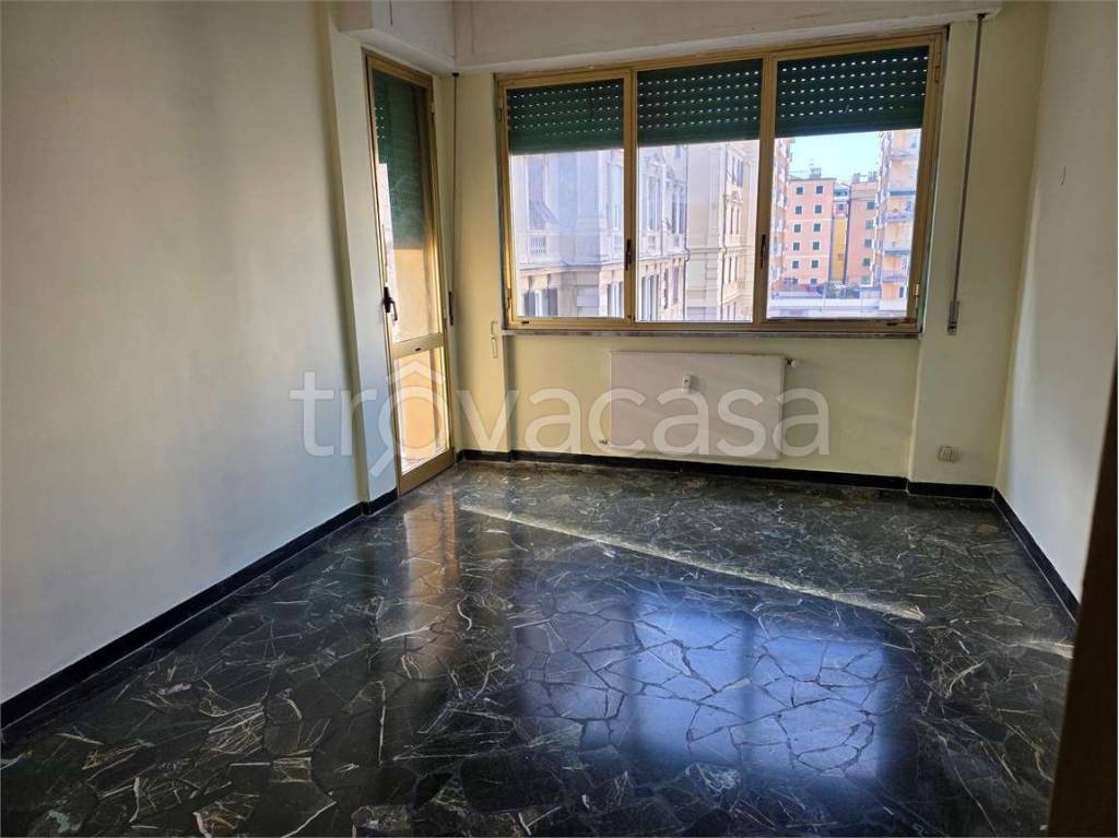 appartamento in vendita a Genova in zona Sampierdarena