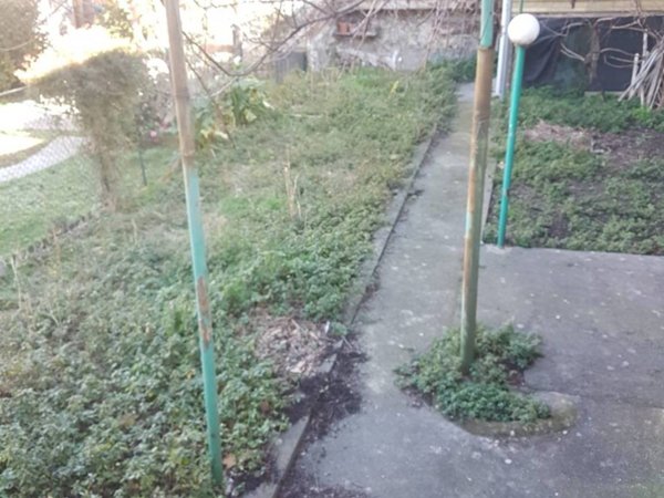 appartamento in vendita a Genova in zona Palmaro / Pra'