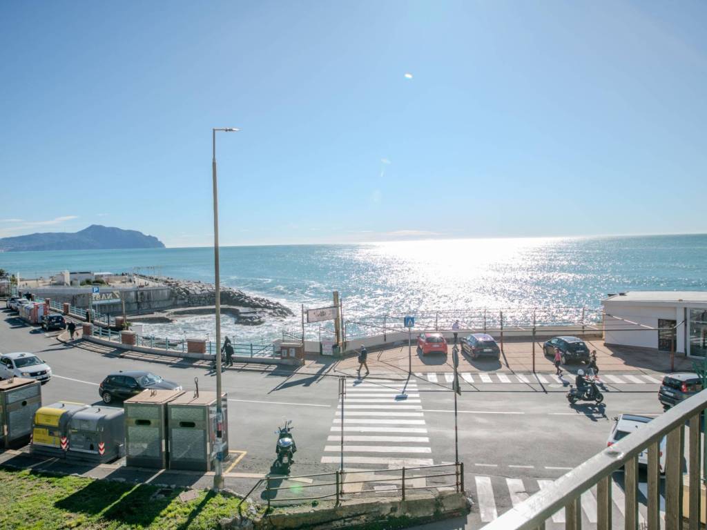 casa indipendente in vendita a Genova in zona Nervi